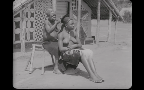 vintagecongo:  Stills from a colonial documentary about the Mangbetu people of Northeastern Congo   Forever stylin on em…