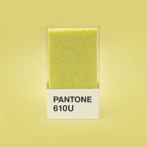 thedsgnblog:  Pantone Smoothies byÂ Hedvig Astrom KushnerÂ  Hedvig is Â an Art Director at Mother New York and she started this fun little project in the beginning of the summer (non commissioned). She makes a lot of smoothies and discovered it works