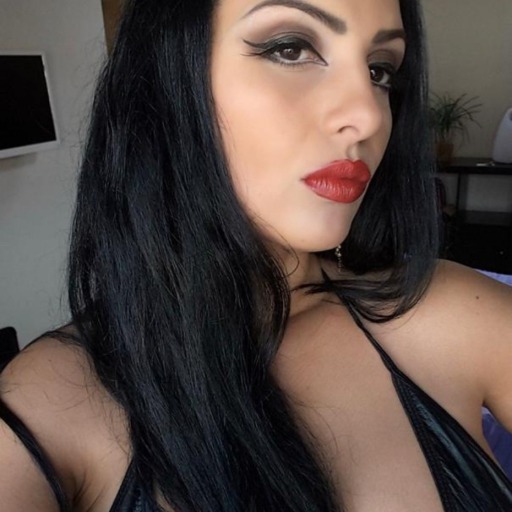 goddessezadasinn1:I’m here for honest slave and respectful