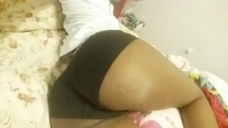 youngblackqueen:  Why when the pants off my ass wanna look like