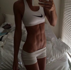 Skinny, Flat, Trained, Body´s