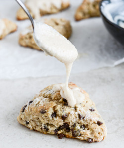 fullcravings:  Banana Bread Scones   Like this blog? Visit my