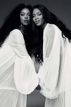 divalocity:  Naomi Campbell and Brazilian actress Cris Vianna