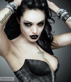 degenerate-lowlife:  Dark Angelina  