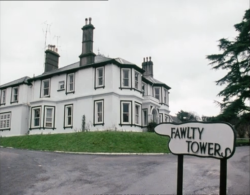 poshcountryclub:   The devolution of the Fawlty Towers sign 