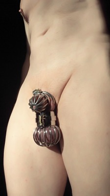 show-us-your-locked-cock:Let out of my Evotion 3D chastity for