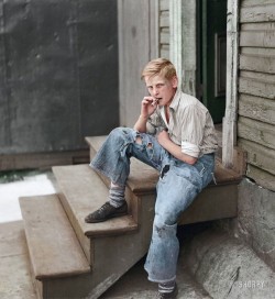 im-the-voodoo-child:Colorized picture of Baltimore Slums in 1938.