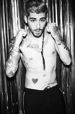 fuckyeahzarry:  luomovogue: @zayn An outtake from our cover shoot