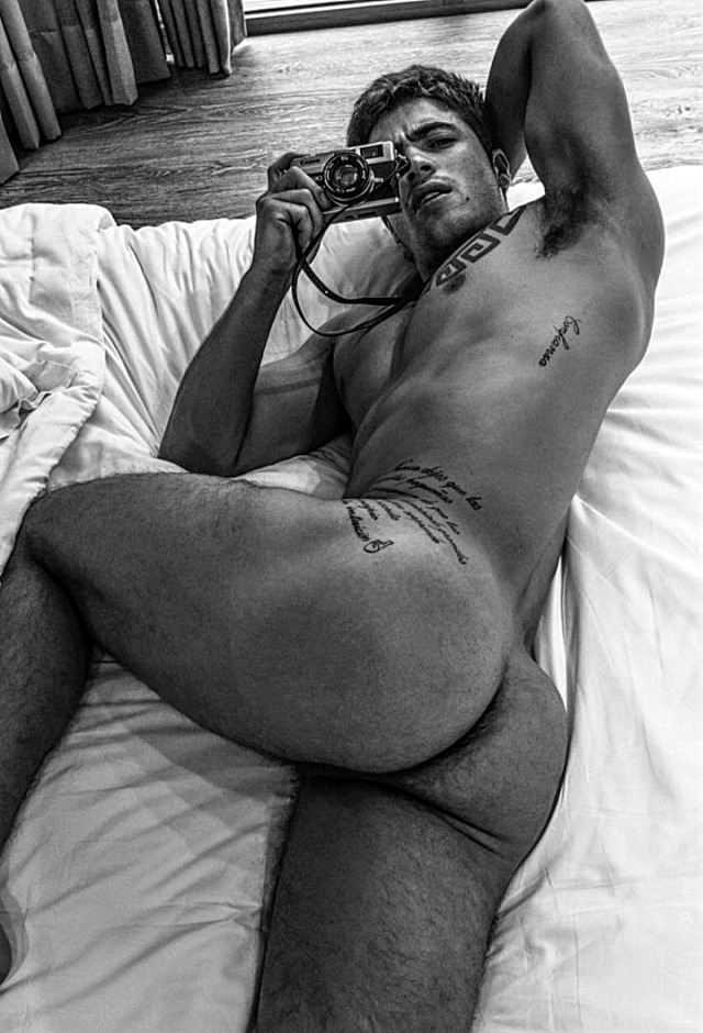 bialphamalemotivation:Follow me on Twitter to see the uncensored