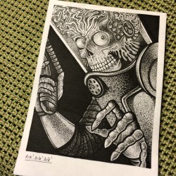 black-stabbath:  FINALLY ! 🙌 finished my mars attacks doodle