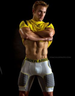 gentlemenallowed: nickfolio: Christopher Richard by Tom Cullis