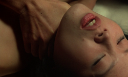 farpegi:  愛のコリーダ (in the realm of the senses), 1976