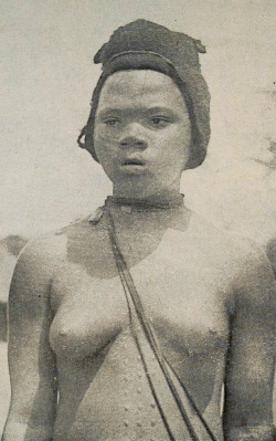 ukpuru:  Young Igbo girl from the early 20th century. Photo by