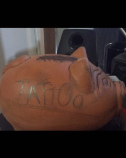 #tattoo #tattoosavings #tattoopiggybank   #marranoparatatuajes