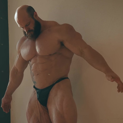 worshipper-of-muscle:Doumit Ghanem