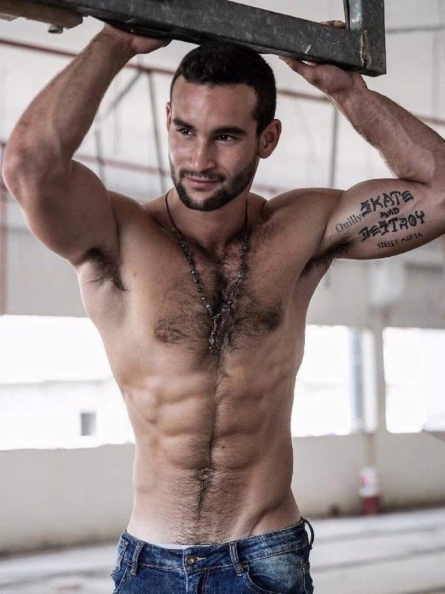 hotmen-addiction: