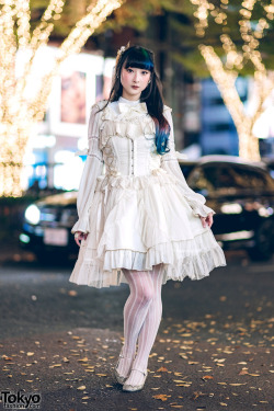 tokyo-fashion:Tokyo-based fashion model RinRin Doll on the street