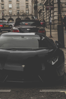 modernambition:  Batventador | MDRNA | Instagram