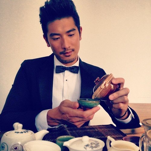 Our Magnus Bane is so fucking perfect. Don't you think?