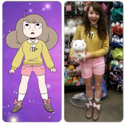 beeandpuppycat:  cartoonhangover:Here’s an adorable Bee cosplay