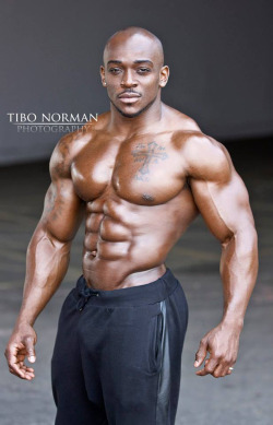 blacforest73:  boywonder86:  mitos:  Ty Ogedegbe by Tibo Norman