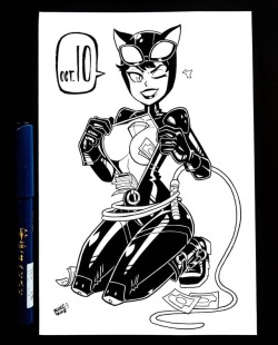 grimphantom2: mikeluckas: #Inktober day 10! Catwoman! We’re