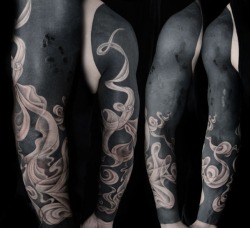 ink-its-art:  Stunning black tattoos by Jonny Breeze. He is