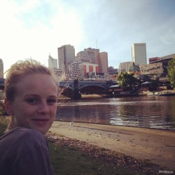 Picnic on the river in Melbourne! ☀️ (at Federation Square)