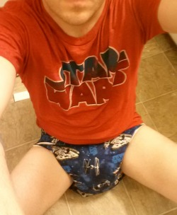 aboymikey:  thelatentboy:   Star Wars outfit! Bew Bew Bew (laser