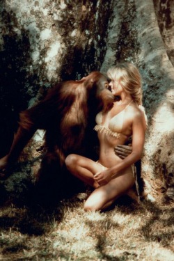 atomic-chronoscaph:  Bo Derek and  C.J. the Orangutan   - Tarzan,