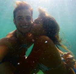 Nosso amor veio de outras vidas..