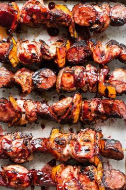 peony911:  intensefoodcravings:  Chicken Kebabs with Cherry Bourbon