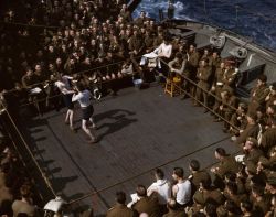 mpdrolet:  British soldiers watching a boxing match on a troop