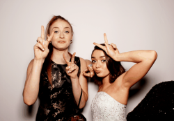 maisiewilliams:  Maisie Williams and Sophie Turner at the EW