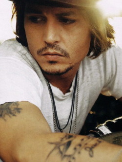 mommy:  Love Johnny Depp? These 15 photos will make you drool!