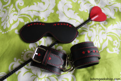 bdsmgeekshop: Heart Leather Bondage Bundle available for Valentines