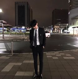 ulzzangb0y:  Instagram: @98_shin_  