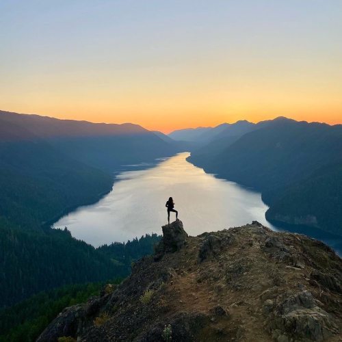 visitportangeles:  Epic sunset views atop #MountStormKing with