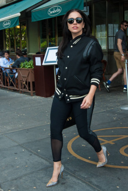 gagasgallery: Gaga leaving her apartment in NYC. 5.11.15