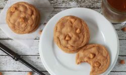 mugglenet:  Butterbeer Pudding Cookies:http://www.mugglenet.com/recipe/butterbeer-pudding-cookies/