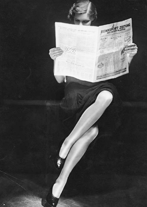 kvetchlandia:  Yva     Woman Reading Newspaper, Berlin   