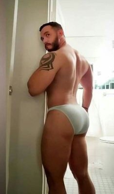 hot hunks and bubble butts