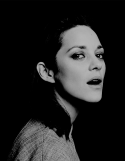 dailywomen:  Marion Cotillard for L'Express Styles.