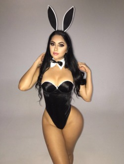 jailyneojedaochoaofficial:  🐰