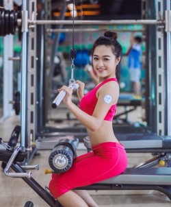 Once more a Vietnamese gym Cutie…