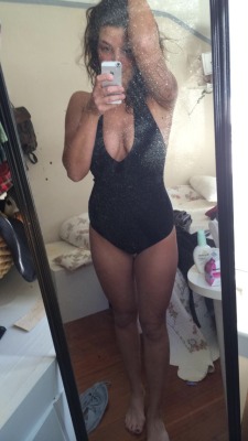 delirious-living:  Haven’t worn a leotard since I was 5, I’m