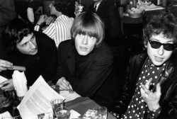 flower1967:  Bob Dylan And Brian Jones At A NYC Restaurant 1965