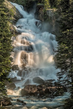 sublim-ature:  Hidden Falls, WyomingLaura Bartholomew 