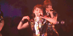 liveontmblr:Hamachan「ド～なる？！ド～する？！AKB48