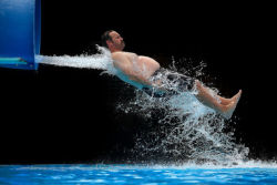 blazepress:  Awesome High Speed Photography Captures People Flying